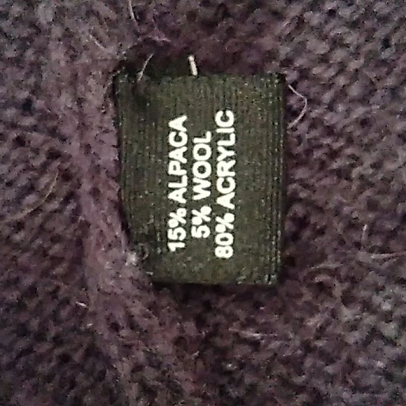 Women's Alpac Hooded Connection Sweater - Picture 5 of 7